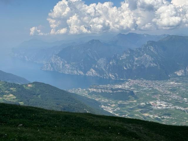Alloggio Turistico Molu Apartment Gavazzo Nuova Bagian luar foto